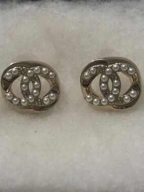 CC Gold Pearl & Diamond Interlocking Earrings